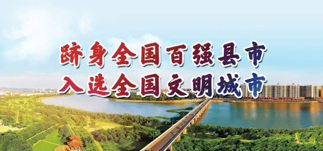 美媒公布画面：加沙57岁老人牵孙子撤离 虽举白旗仍被射杀
