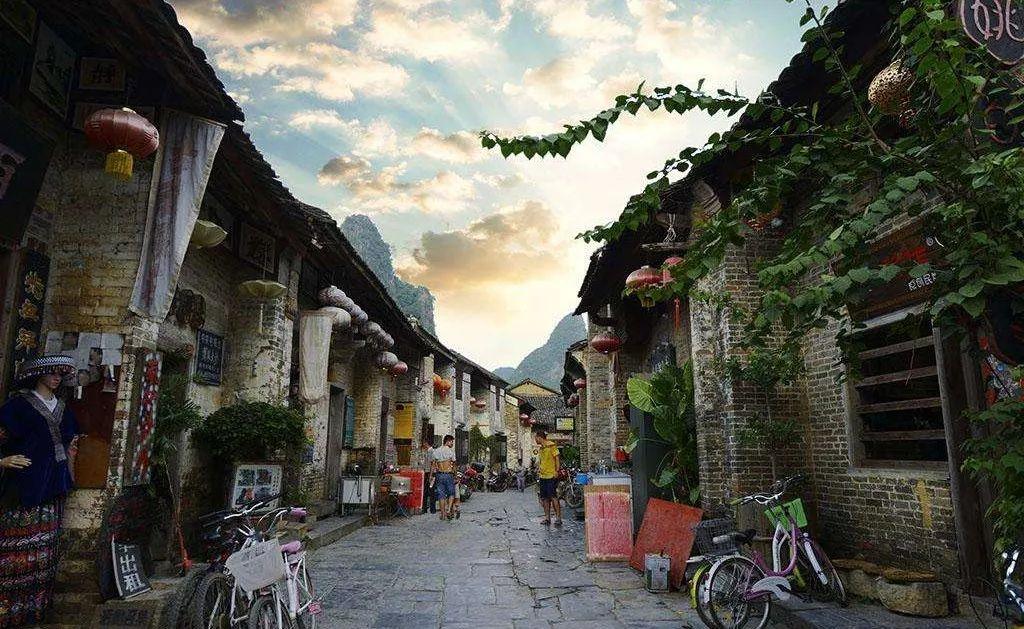 大丰体育、橙狮体育等60余家企业站上领奖台,浙江体育产业大家庭新年首会在杭州淳安举行